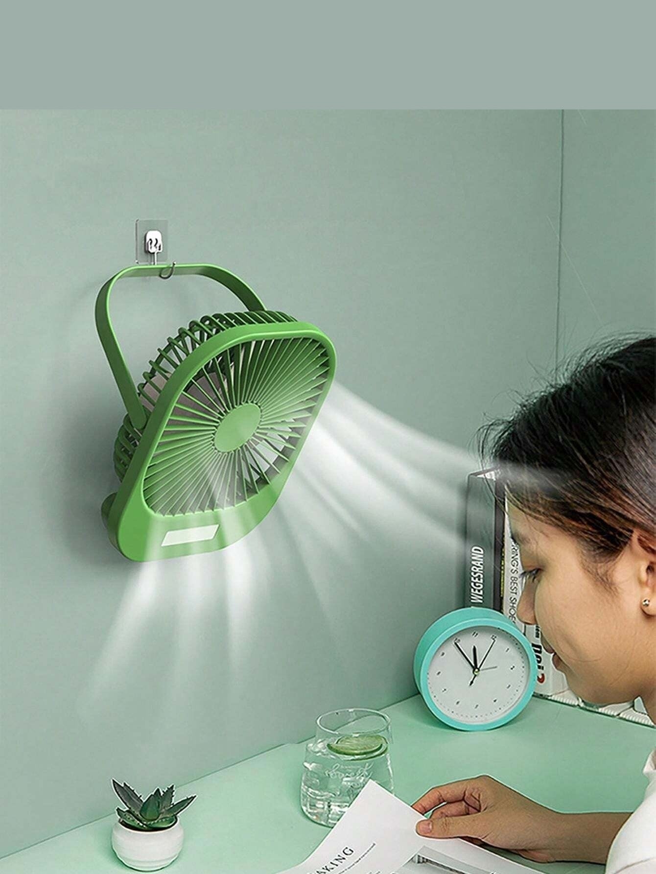 Mini Ventilator Portabil USB, 3 Trepte de Viteză și LED, Cap Rotativ 180°, Silențios și Compact – Ideal pentru Birou, Casă sau Mașină
