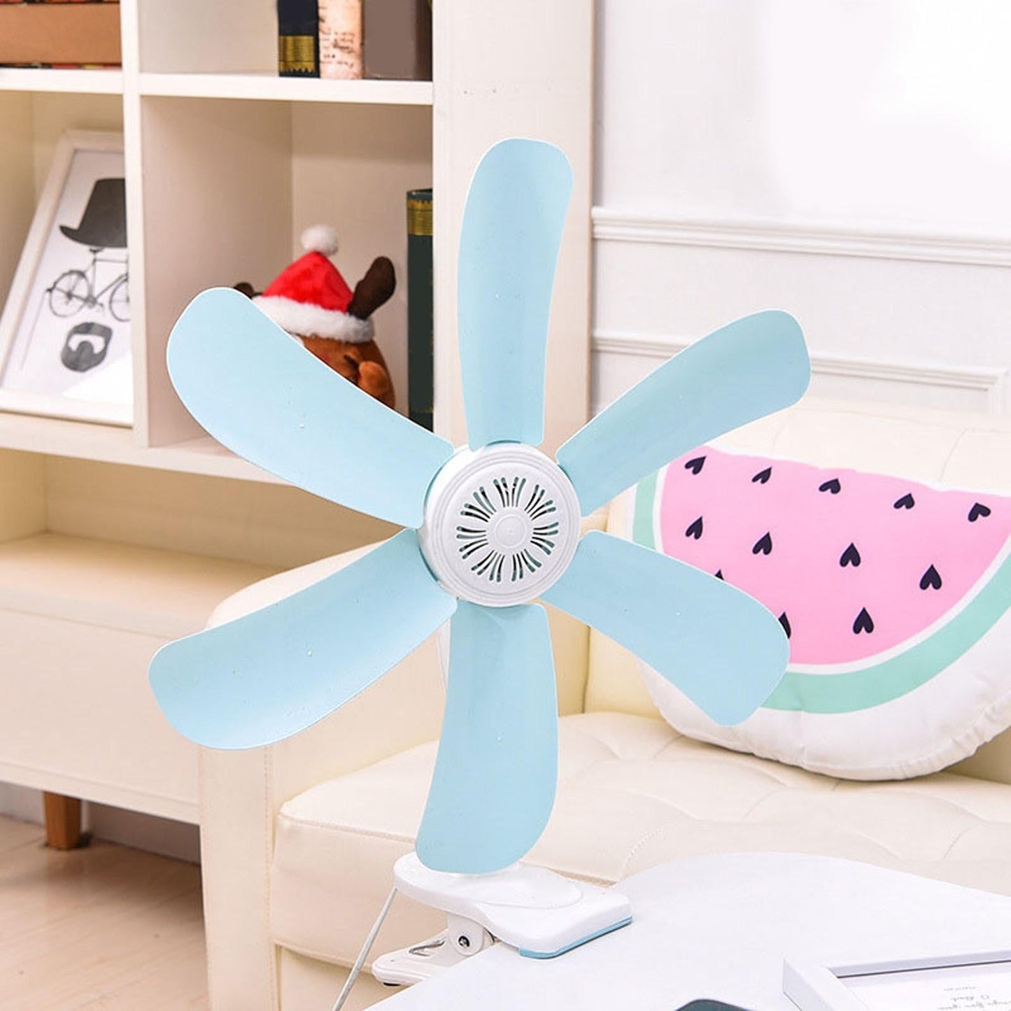 PROMO 1+1 GRATIS – Ventilator Portabil cu 6 Palete și Suport Tip Clește, Montabil pe Birou sau Tavan, Silențios și Puternic
