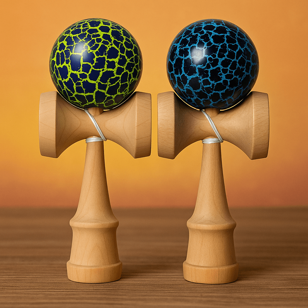 Promotie 1+1 | Kendama Lemn 18cm Cu Bila Efect Crapat | Culori Vibrante | Joc Indemanare si Distractie