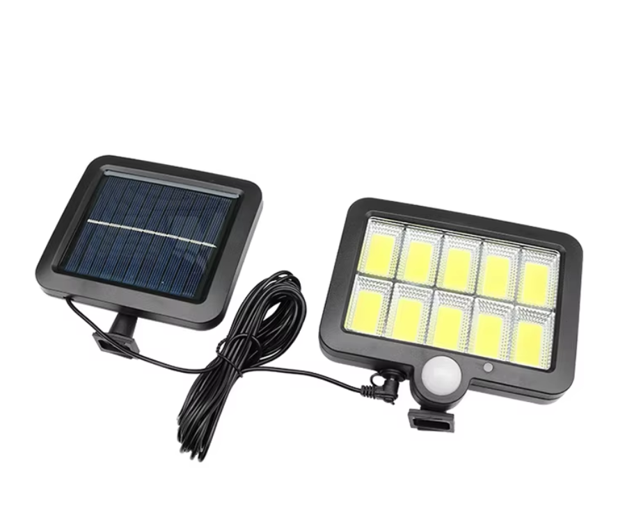 Set 4 Proiectoare Solare COB cu Senzor de Mișcare, Panou Separat cu Cablu 5 m și Telecomandă