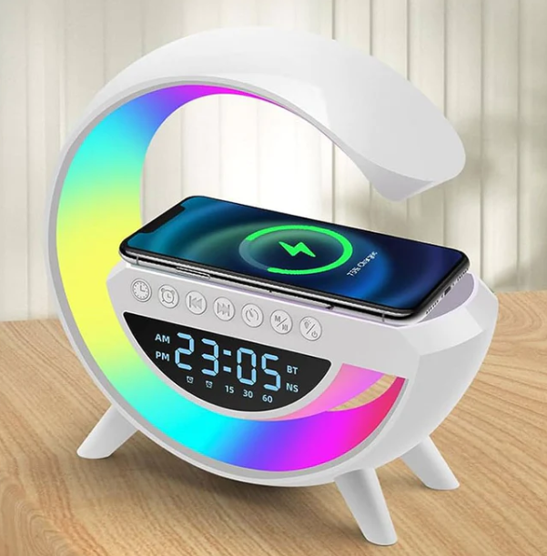 Lampa Smart LED RGB si Incarcator Wireless 15W, Lumini Ambientale, Sincronizare muzicala, Difuzor 5W, Muzica Bluetooth, USB, FM Radio, MicroSD, AUX, Afisaj Ceas Digital