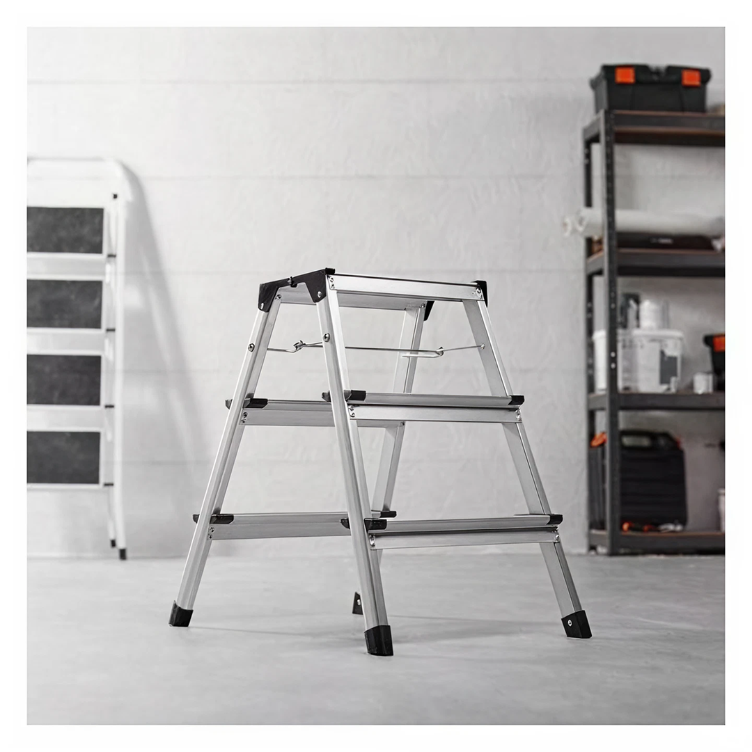 Scara Pliabila 3 Trepte Aluminiu | Inaltime 61cm | Sarcina 150kg | Antiderapanta | 2.7kg | Picioare Cauciuc | Casa Garaj Atelier | Depozitare Compacta