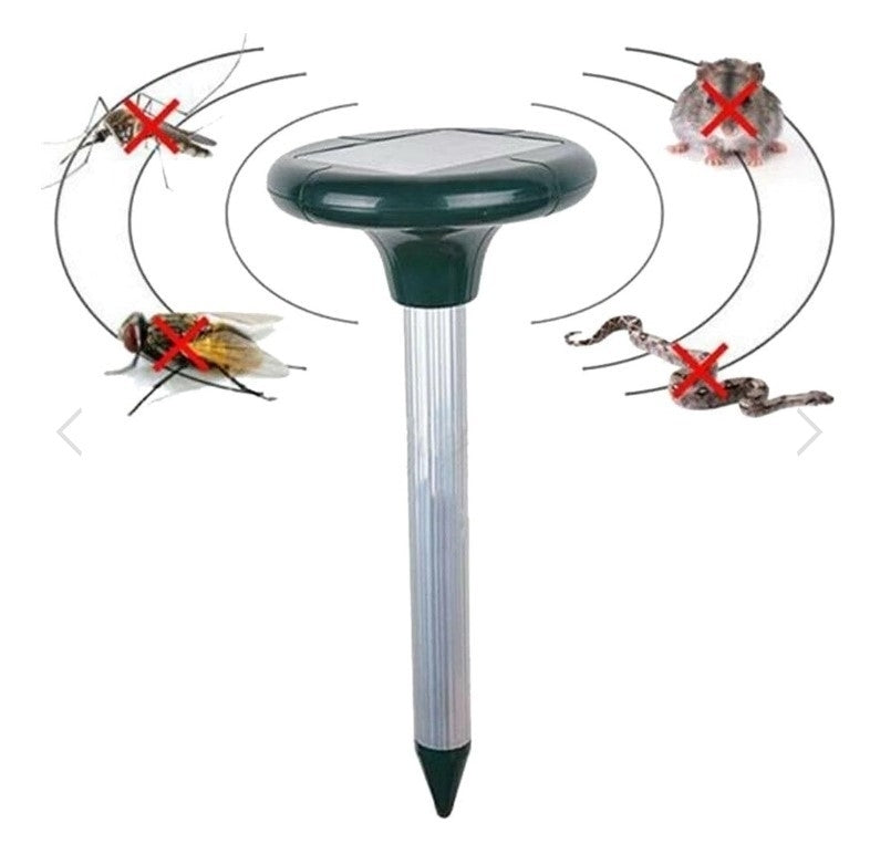 Set 4 aparate pentru alungarea cartitelor WERSTIL cu incarcare solara - Dispozitiv ultrasonic