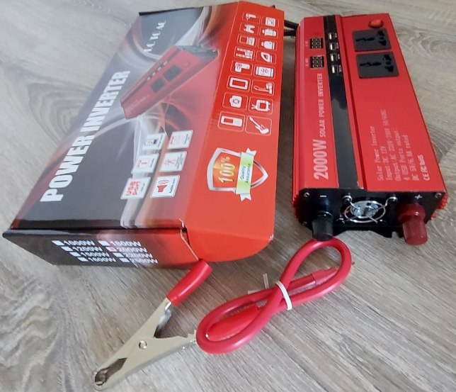 Invertor Auto pentru Sistem Solar, 12V, Display Dublu cu 4 Mufe USB, 2 Iesiri